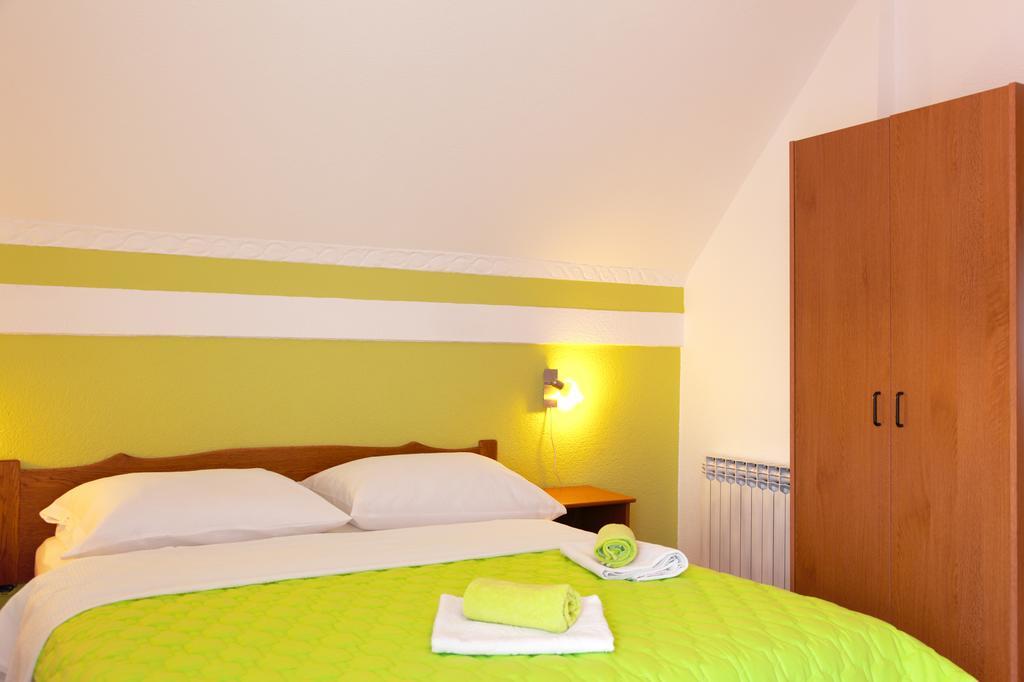 Вілла House Plitvice Плитвицька Єзера Номер фото
